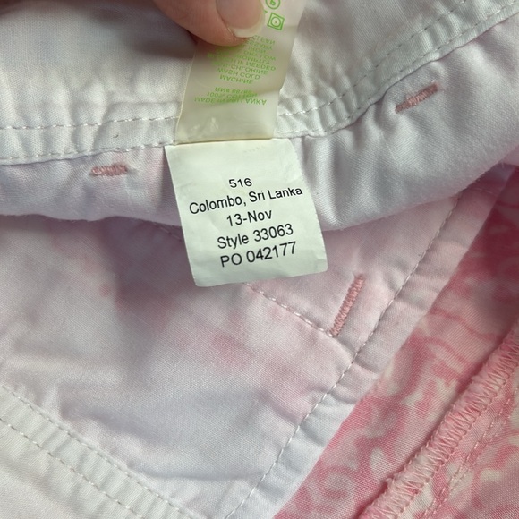 Lilly Pulitzer The Buttercup Short in She’s A Fox Scallop Hem Floral Pink 0 - Picture 15 of 17